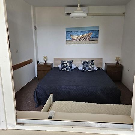 Apartments With Swimming Pool 9X4M Selce Esterno foto
