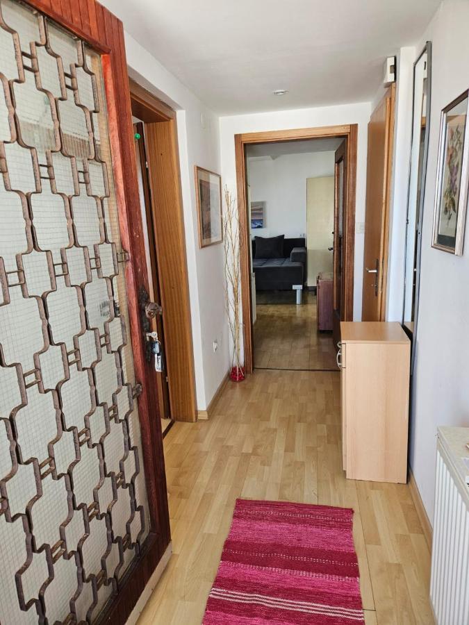 Apartments With Swimming Pool 9X4M Selce Esterno foto