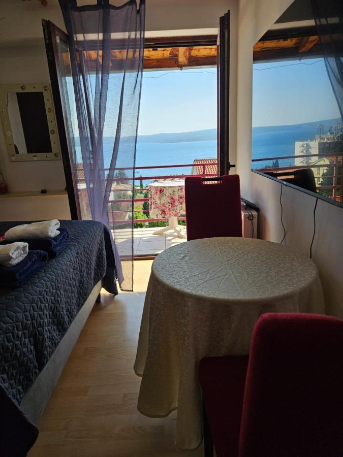 Apartments With Swimming Pool 9X4M Selce Esterno foto
