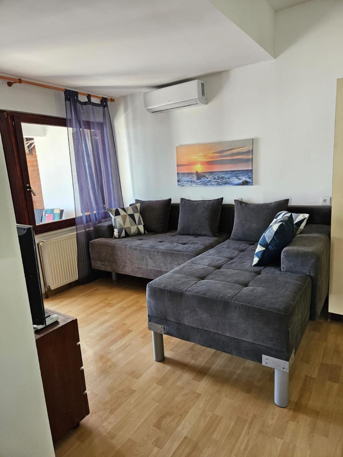 Apartments With Swimming Pool 9X4M Selce Esterno foto