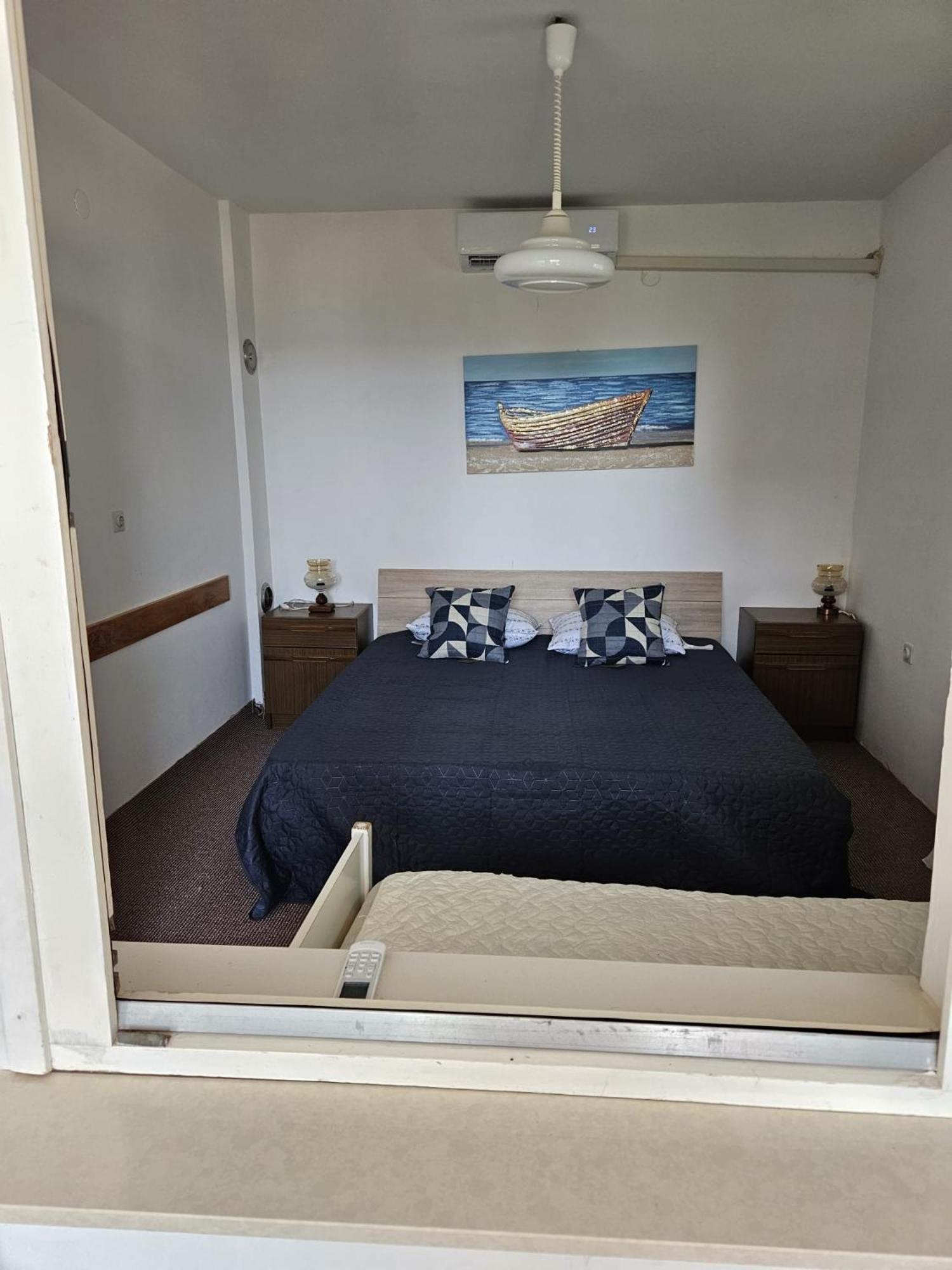 Apartments With Swimming Pool 9X4M Selce Esterno foto